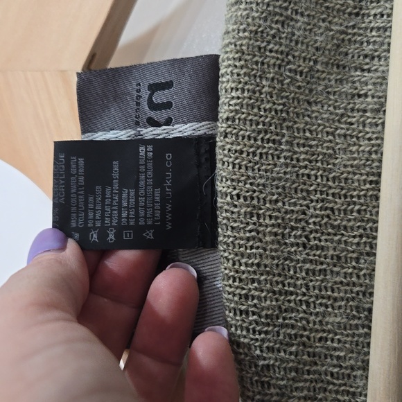 Urku - sustainable alpaca and sheep-wool fiber Reversable sweater - Aprx LG - Picture 4 of 6